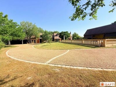 /international/fr/semblancay-centre-val-de-loire-310107529206/?lang=th