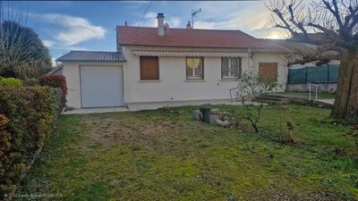 /international/fr/clermont-ferrand-auvergne-310106545613/