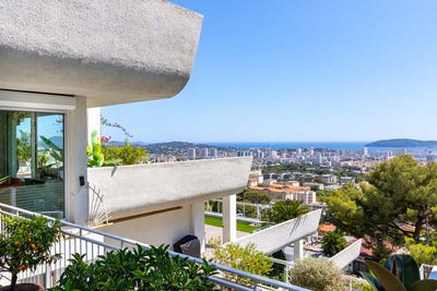 /international/fr/toulon-provence-alpes-cote-d-azur-310101514836/?lang=id