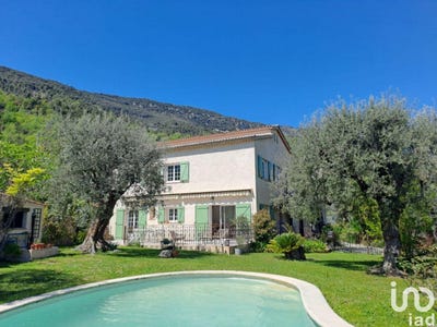 /international/fr/bendejun-provence-alpes-cote-d-azur-310100542560/