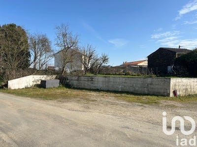 /international/fr/chavagnes-en-paillers-pays-de-la-loire-310101032973/