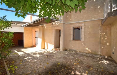 /international/fr/dions-languedoc-roussillon-310109097414/