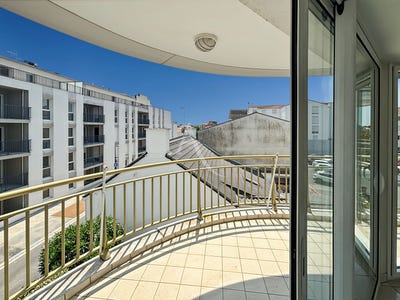 /international/fr/challans-pays-de-la-loire-310104470403/