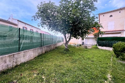 /international/fr/castres-burgundy-310108100539/