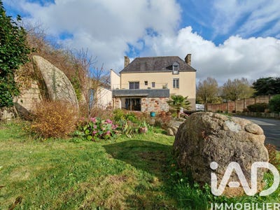 /international/fr/malestroit-brittany-310106135653/