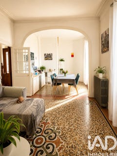 /international/fr/bourges-centre-val-de-loire-310108209675/
