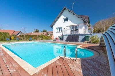 /international/fr/corcelles-les-citeaux-burgundy-120098601480/