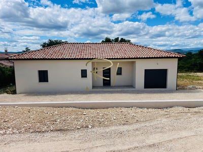 /international/fr/saint-privat-de-champclos-languedoc-roussillon-310101061141/?lang=zh-tw