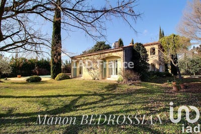 /international/fr/cadenet-provence-alpes-cote-d-azur-310098793396/