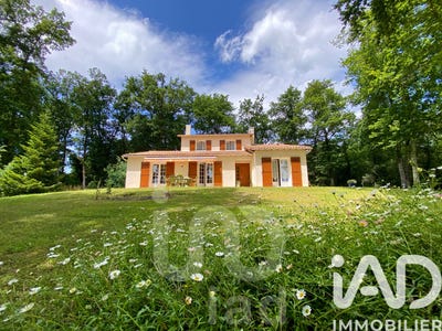 /international/fr/etaules-charente-310106823296/