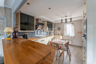 /international/fr/floirac-charente-310096143429/