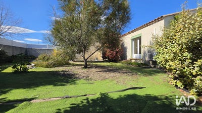 /international/fr/servian-languedoc-roussillon-310107290692/
