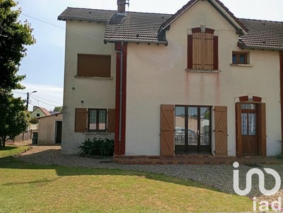 /international/fr/gueugnon-burgundy-310100232744/