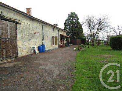 /international/fr/pioussay-charente-310101133656/?lang=en