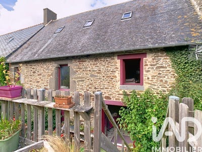 /international/fr/saint-pere-marc-en-poulet-brittany-310108484422/