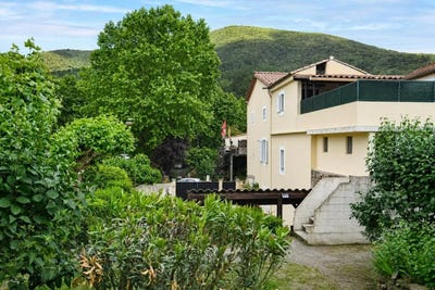 /international/fr/le-martinet-languedoc-roussillon-310108316209/