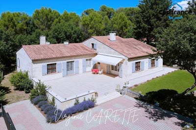 /international/fr/jouques-provence-alpes-cote-d-azur-310099287487/