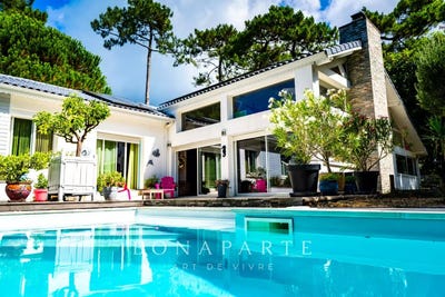 /international/fr/saint-palais-sur-mer-charente-310106596870/