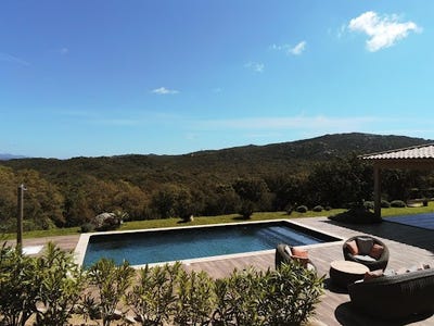 /international/fr/porto-vecchio-corsica-310099653081/