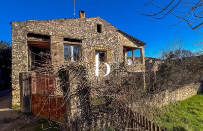 /international/fr/goudargues-languedoc-roussillon-310108376653/