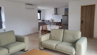 /international/fr/creches-sur-saone-aquitaine-310105519073/