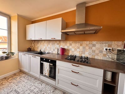 /international/fr/lons-le-saunier-franche-comte-310107041597/