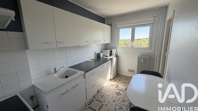/international/fr/bourbon-lancy-burgundy-310107521633/