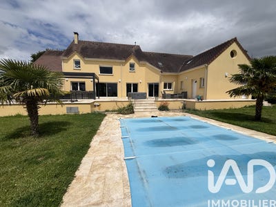 /international/fr/manou-centre-val-de-loire-310108757887/