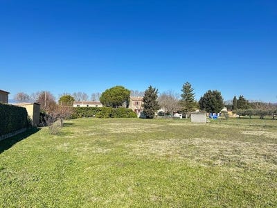/international/fr/pernes-les-fontaines-provence-alpes-cote-d-azur-310106443534/