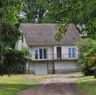 /international/fr/lapalisse-auvergne-310107905431/