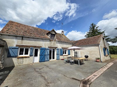/international/fr/dourdan-ile-de-france-310108759749/