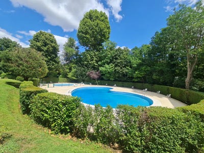 /international/fr/bougival-ile-de-france-310108188341/