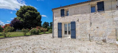 /international/fr/saintes-charente-310108864939/?lang=id