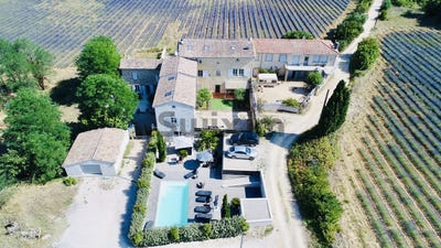 /international/fr/uzes-aquitaine-310109017694/