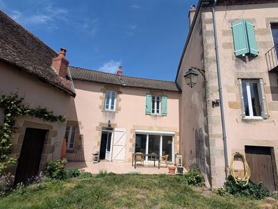 /international/fr/moulins-auvergne-310107500252/