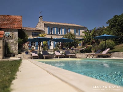 /international/fr/chenac-saint-seurin-d-uzet-charente-310106835579/