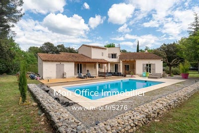 /international/fr/peyrolles-en-provence-provence-alpes-cote-d-azur-310099731351/