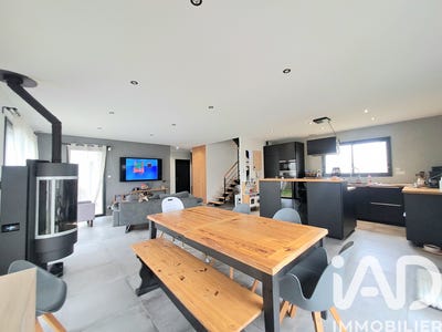 /international/fr/montfort-sur-meu-brittany-310106966271/