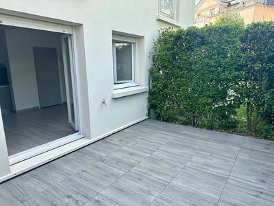 /international/fr/voisins-le-bretonneux-ile-de-france-310101326933/?lang=de