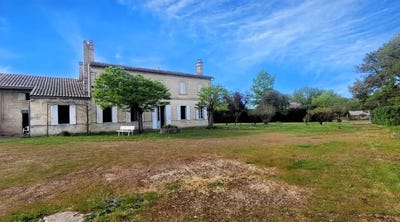 /international/fr/saint-denis-de-pile-aquitaine-310108406211/