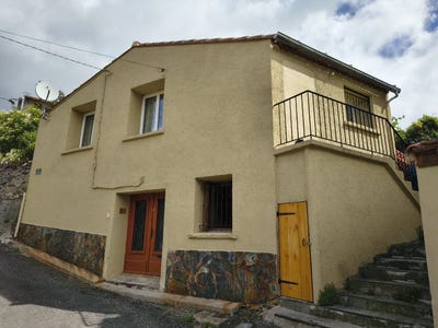 /international/fr/lapradelle-puilaurens-languedoc-roussillon-310108465539/