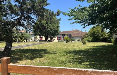 /international/fr/saint-amant-charente-310109023031/