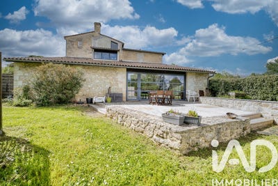 /international/fr/virelade-aquitaine-310106065267/