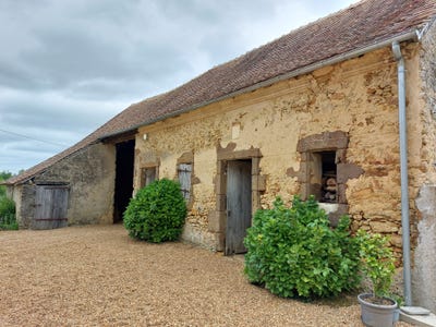 /international/fr/yvre-l-eveque-pays-de-la-loire-310099842882/