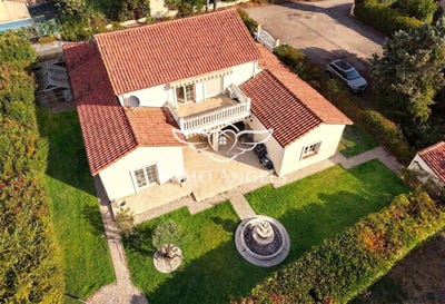 /international/fr/gignac-languedoc-roussillon-310119443880/