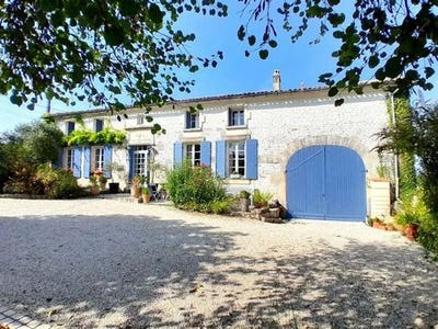/international/fr/jonzac-charente-310100661932/