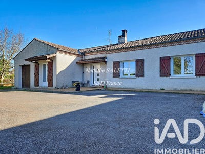 /international/fr/sainte-colombe-en-bruilhois-aquitaine-310108482478/