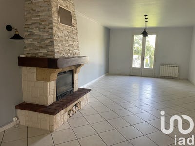 /international/fr/salles-d-angles-charente-310102698996/