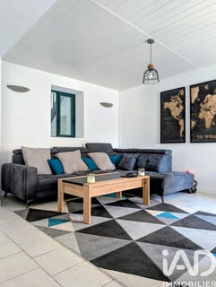 /international/fr/cire-d-aunis-charente-310106408059/