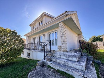 /international/fr/liguge-charente-310108973258/